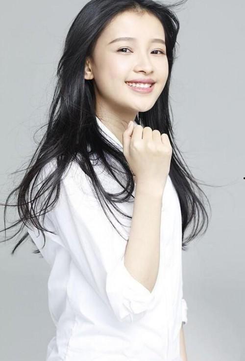 孫怡出道前爆料視頻,揭秘娛樂圈背后的真相