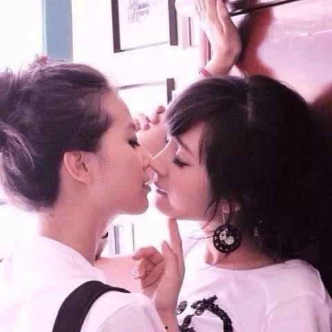 娛樂圈五點鐘爆料大瓜,揭秘明星背后的驚人真相！