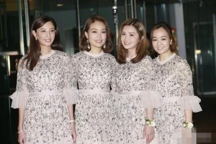 卓偉爆料阿嬌結婚視頻播放,阿嬌甜蜜婚禮視頻曝光，甜蜜瞬間引網友熱議  第3張