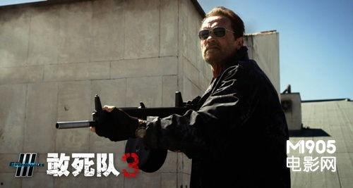 網紅爆料鐵血硬漢視頻,揭秘網紅爆料背后的震撼視頻真相  第3張