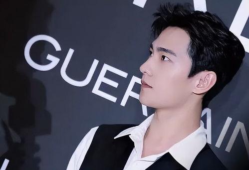 扒叔爆料楊洋劉宇寧視頻,幕后真相引熱議 第2張 扒叔爆料楊洋劉宇寧視頻,幕后真相引熱議 第2張