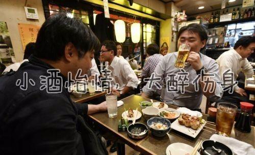 長(zhǎng)沙夜生活?yuàn)蕵烦怨厢u,探尋美食與娛樂的“吃瓜醬”之旅  第2張