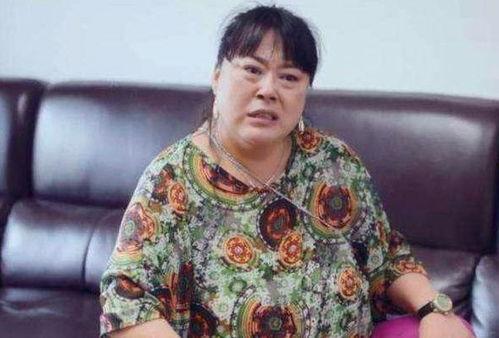 李菁菁爆料某導演視頻大全,揭秘娛樂圈潛規則與道德淪喪 第2張 李菁菁爆料某導演視頻大全,揭秘娛樂圈潛規則與道德淪喪 第2張