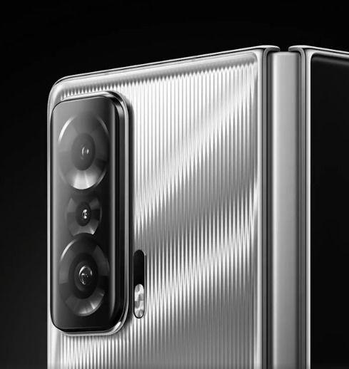 榮耀最新爆料折疊屏,顛覆傳統，引領未來折疊時代！”