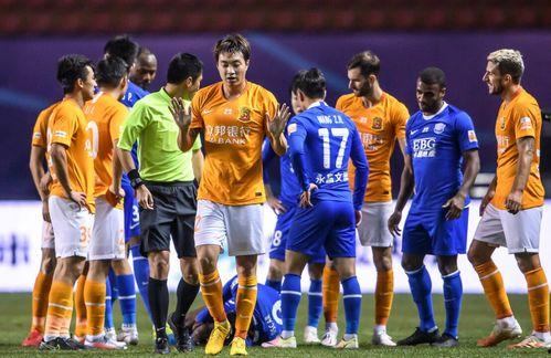 足壇最新爆料新聞視頻,揭秘球星轉會內幕與賽場風云 第2張 足壇最新爆料新聞視頻,揭秘球星轉會內幕與賽場風云 第2張