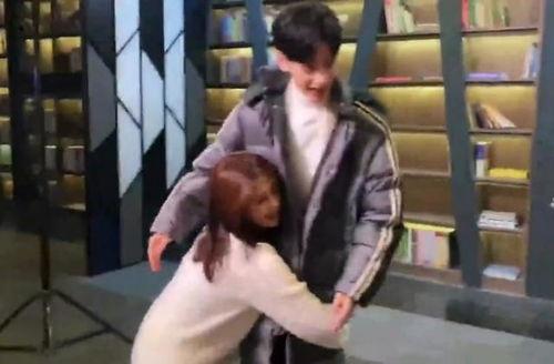 羅云熙最新爆料視頻 第3張 羅云熙最新爆料視頻 第3張