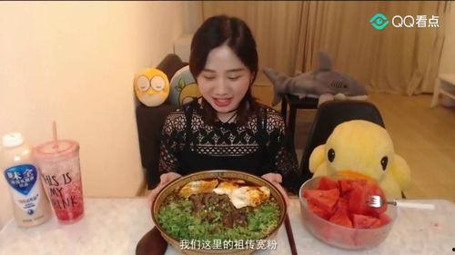 娛樂吃瓜君素顏是誰,真實面貌曝光，網友直呼認不出  第3張